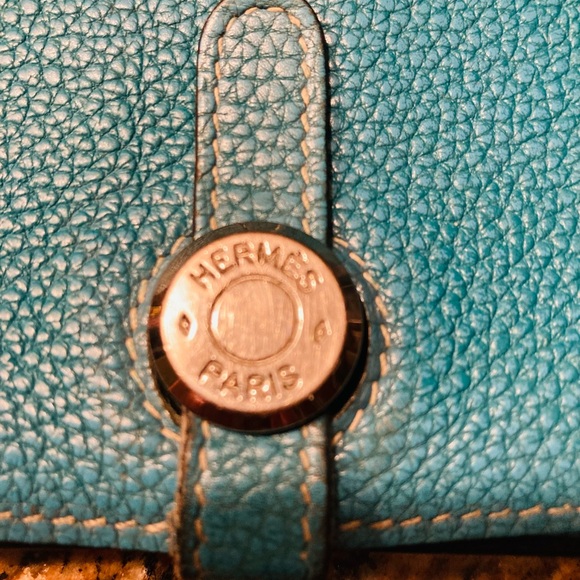 Hermes Turquoise Pebbled Leather Wallet - Picture 2 of 6